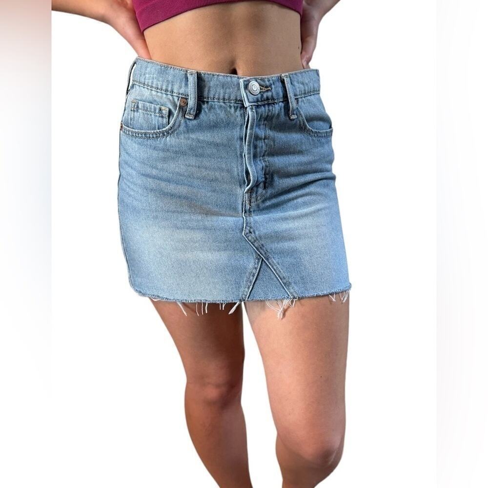 Aeropostale Denim Mini Skirt women’s size 2 Button Fly NWOT